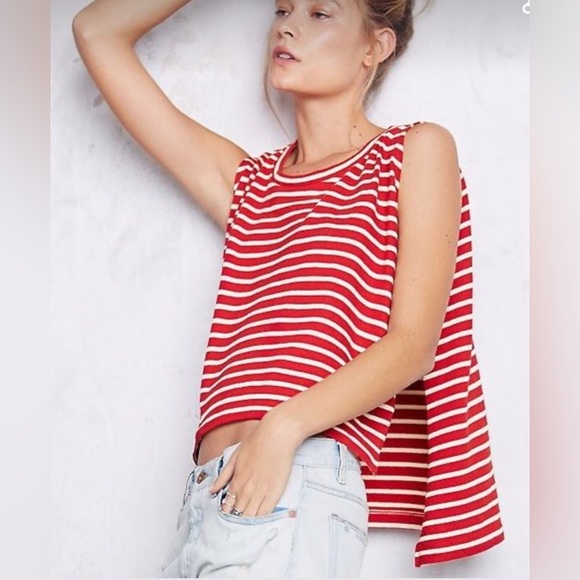 WE THE FREE Small Red Ivory Muscle Madness Tee Italian Gondola Driver Oversized - Picture 1 of 13